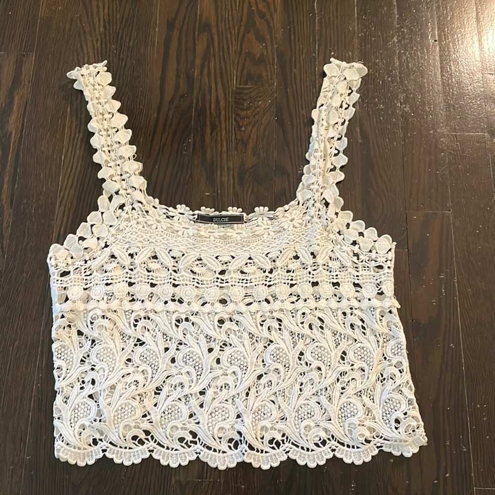 Dulce Cropped Crotchet Top